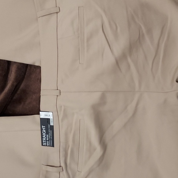 NWT Apt. 9 Light Tan  Easy Care Straight Leg Mid Rise Pants Size 14 - Picture 12 of 12